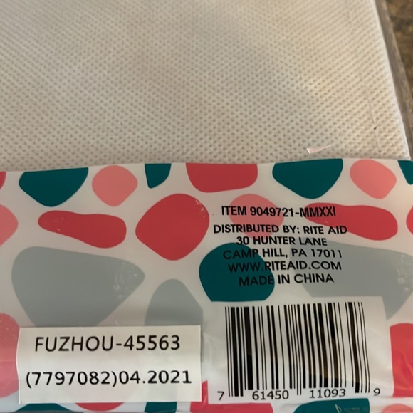 NWT Get Organized with this CuteBlack and White Chevron Stripes Storage Bin Cube - Picture 7 of 7